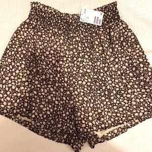 H&M WOMEN’s SHORTS | NWT | SIZE M